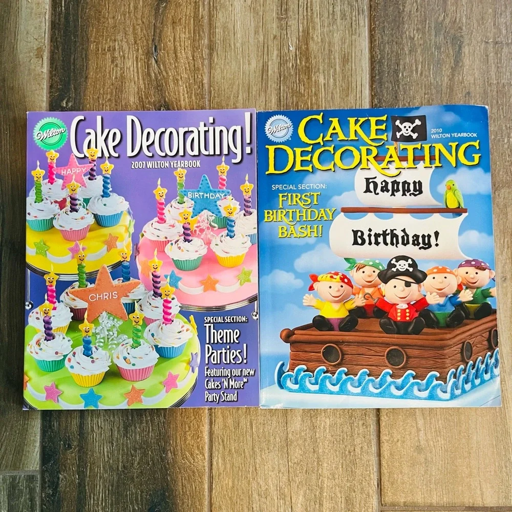 Vintage Wilton Cake Decorating Collectible Yearbook 2 Lot Bundle Magazine